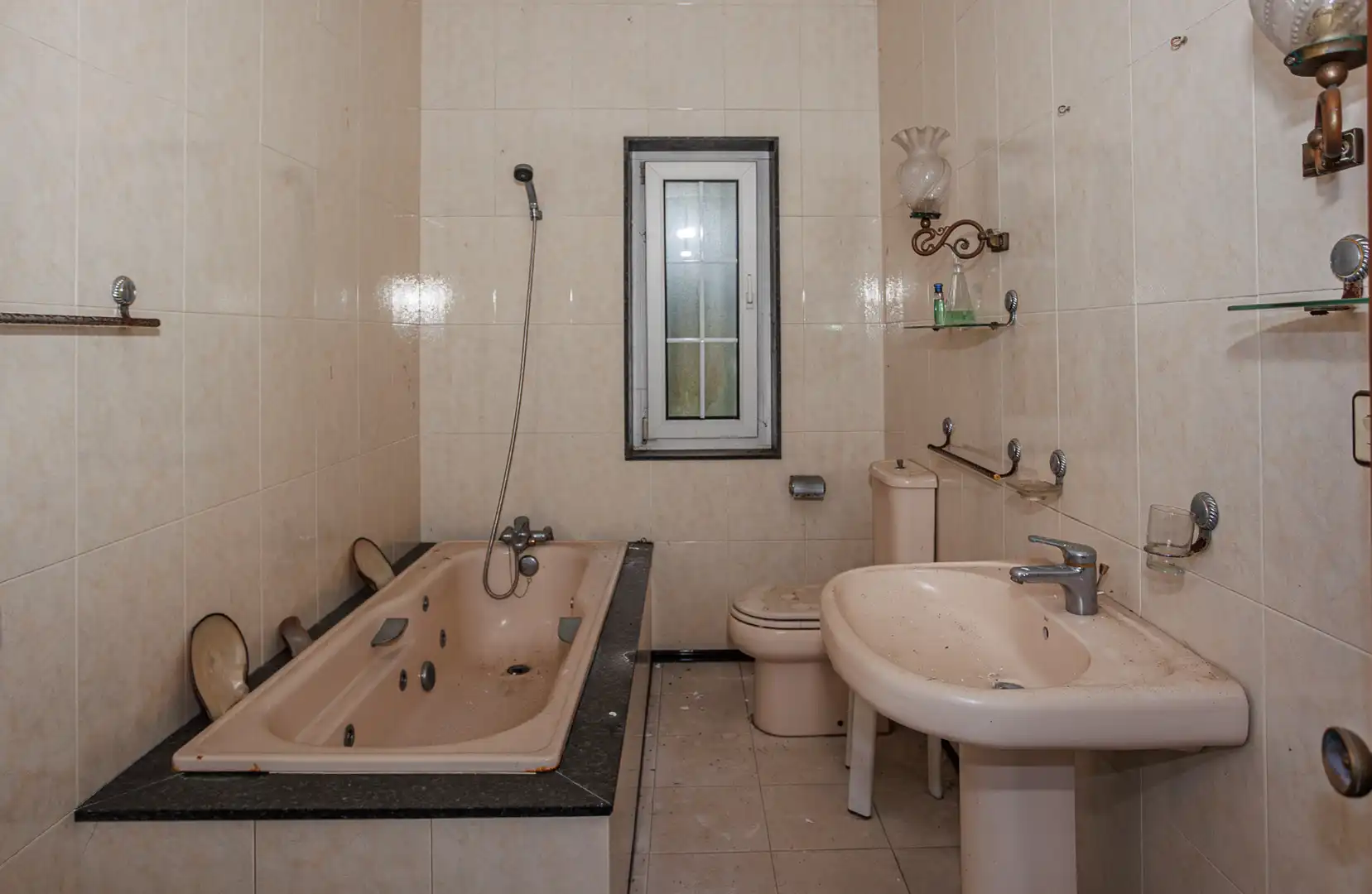 Bathroom of Country homes for sale in Noia  with Furnished