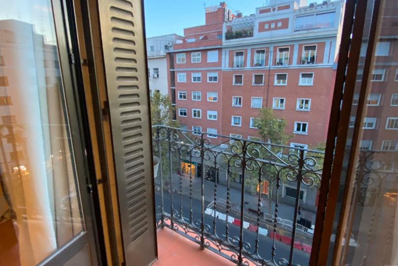 Photo 1 of Flat to rent in Calle de Vallehermoso, 92, Vallehermoso, Madrid