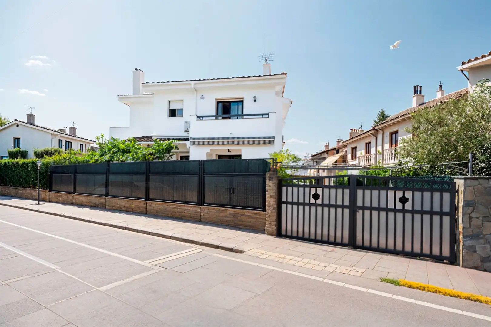 Vista exterior de Casa o chalet en venta en Santa Perpètua de Mogoda con Calefacción, Terraza y Trastero