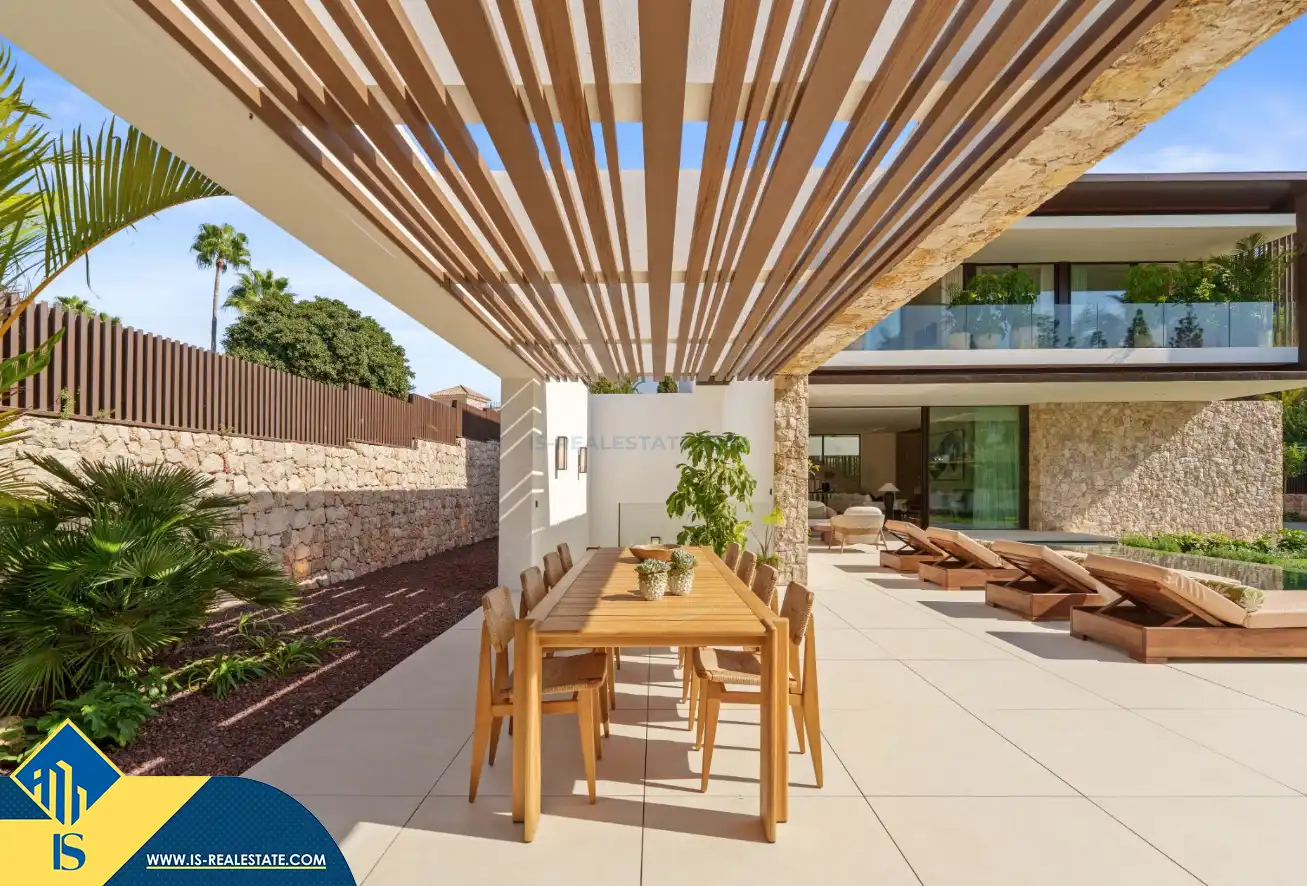Chalet con piscina en venta en Milla de Oro, imagen 48