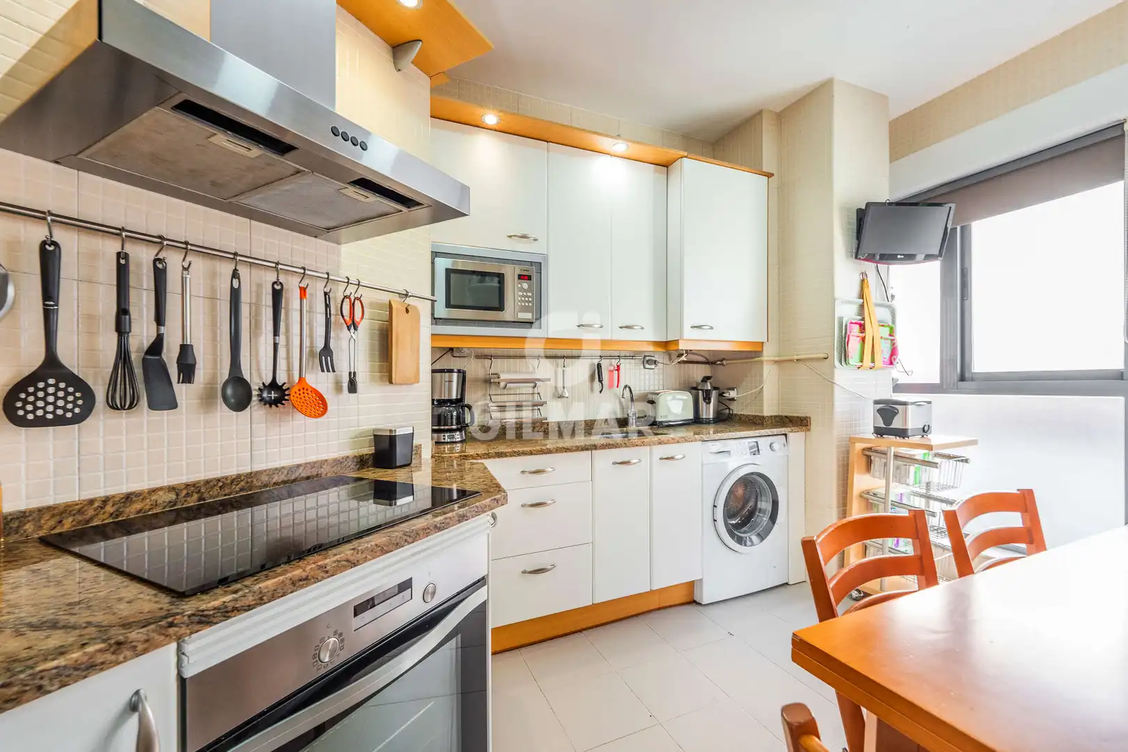 Kitchen of Duplexes for sale in Madrid  with Heating and Balcony