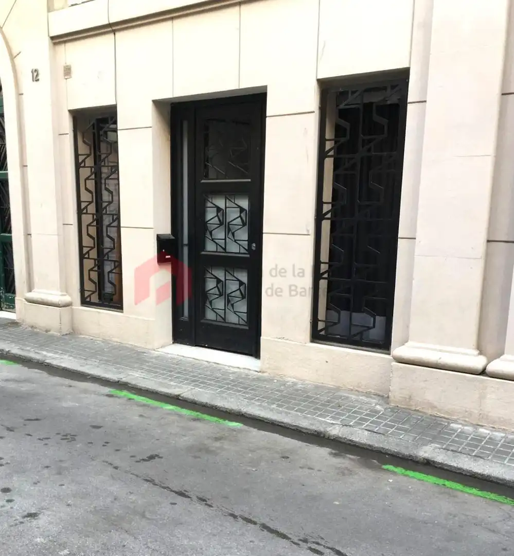 Local comercial en venda a Sants - Montjuïc, imagen 5