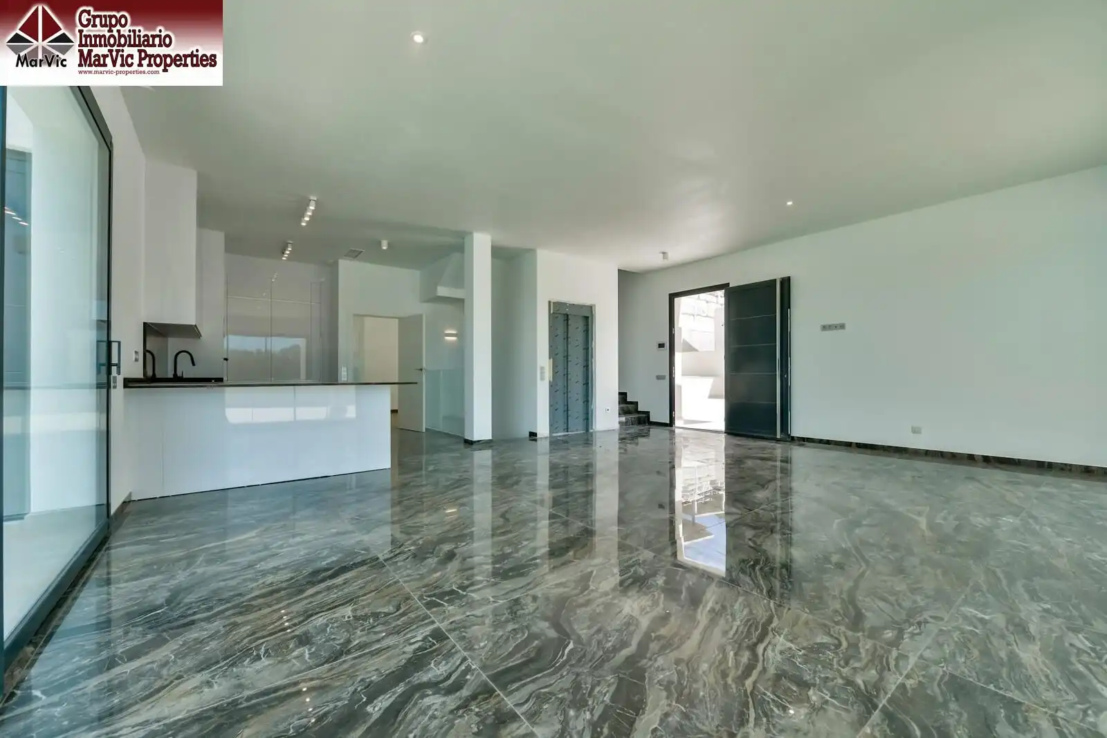 Villa mit Pool zum Verkauf in Golf Bahía, imagen 20