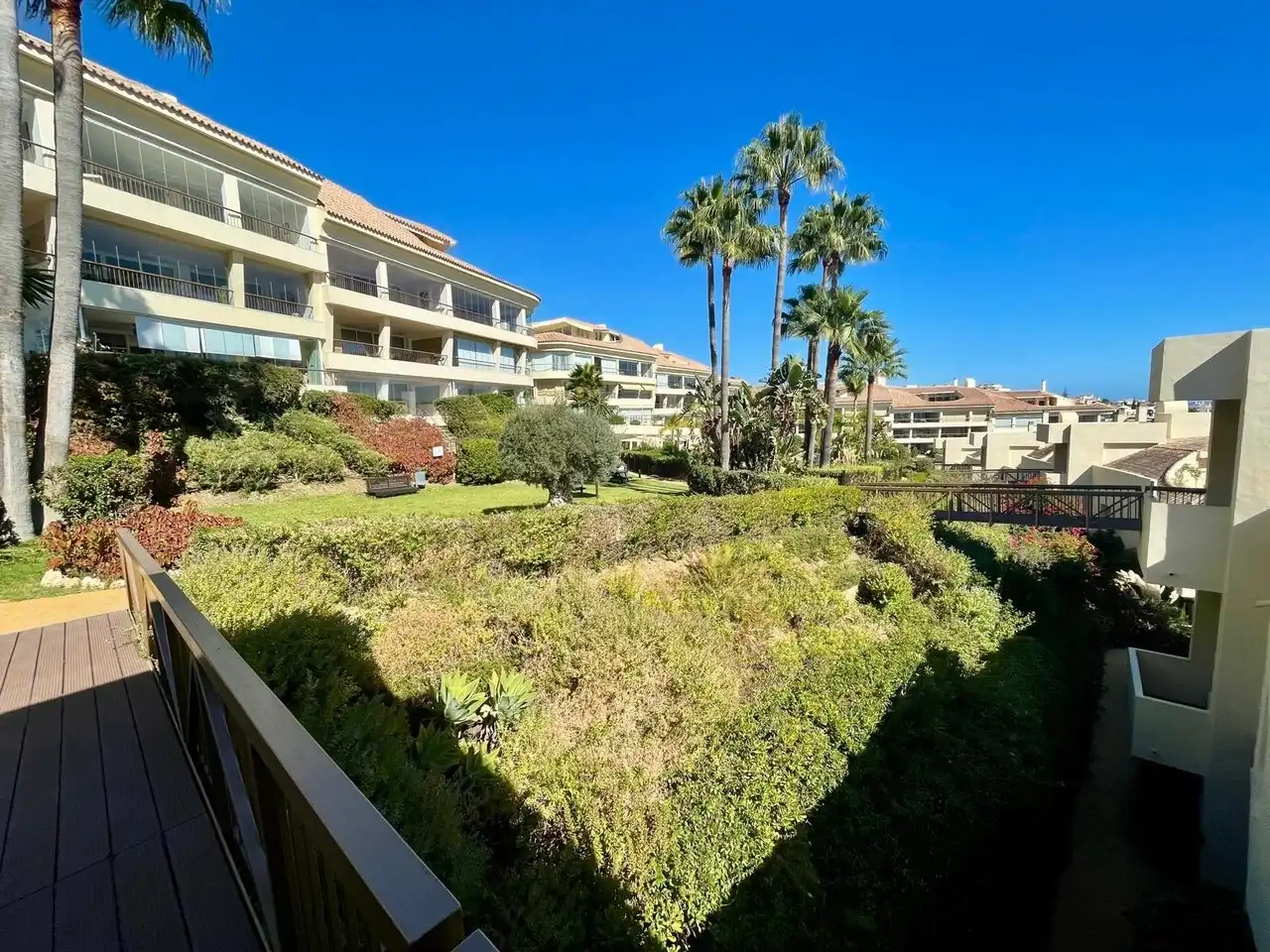 Vista exterior de Apartamento en venta en Mijas con Aire acondicionado, Terraza y Piscina