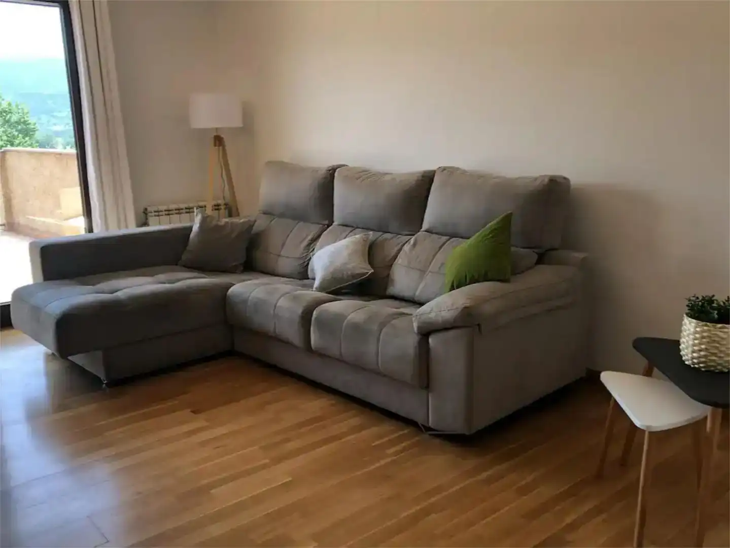Wohnzimmer von Einfamilien-Reihenhaus zur Miete in Puigcerdà mit Balkon