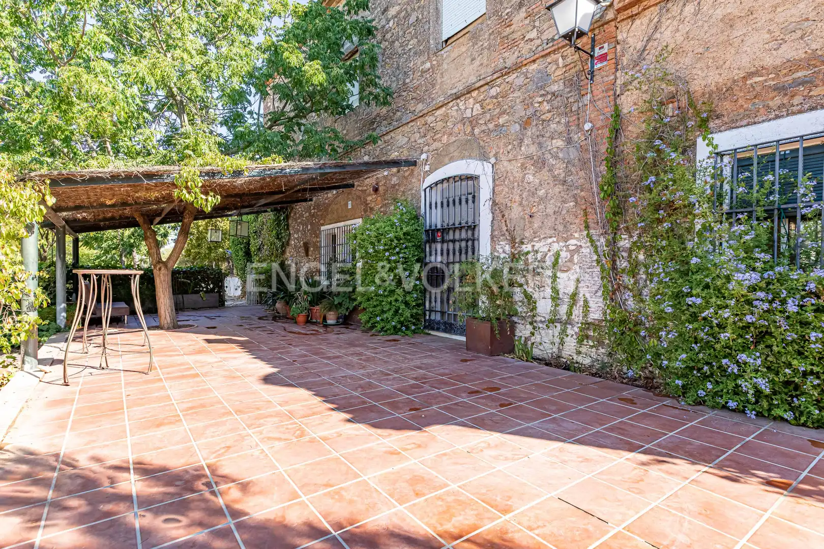 Terraza de Casa o chalet en venta en Bienvenida con Calefacción y Jardín privado
