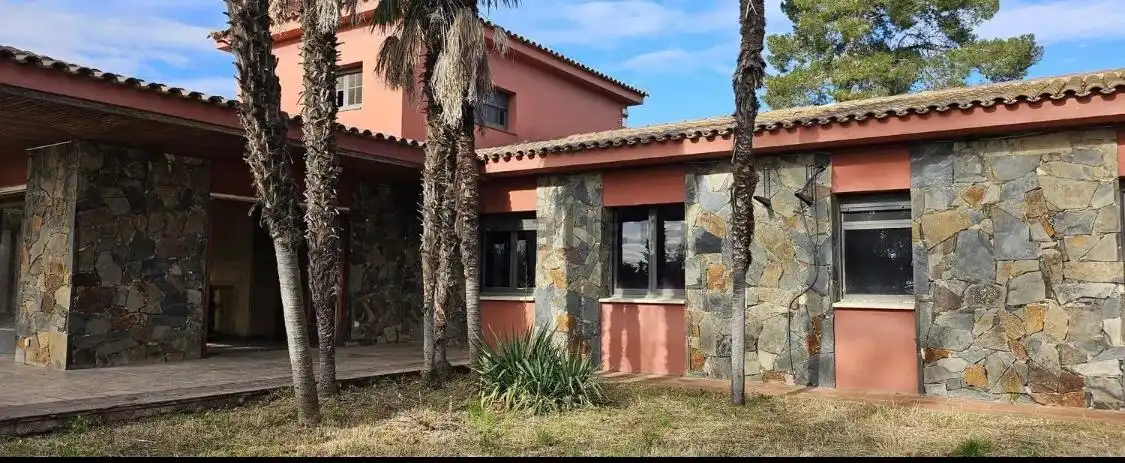 Vista exterior de Casa o chalet en venta en Vilallonga del Camp con Jardín privado y Terraza