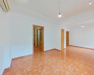 Flat for sale in  Valencia Capital  with Oven