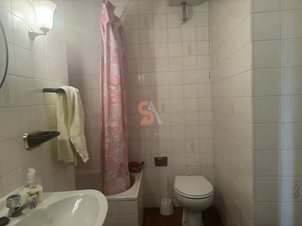 Baño de Casa o chalet en venta en Alcazarén con Calefacción, Terraza y Trastero