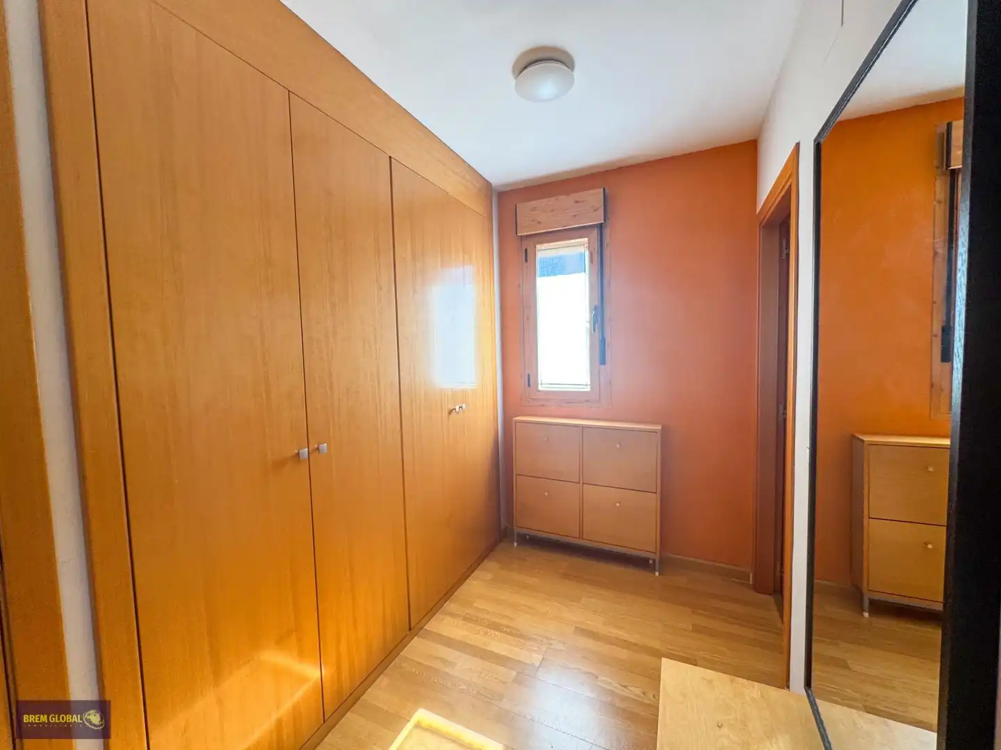 Habitación de Casa adosada en venta en Lozoyuela-Navas-Sieteiglesias con Calefacción, Jardín privado y Terraza