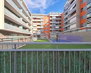 Vista exterior de Pis en venda en Paterna amb Aire condicionat, Jardí privat i Terrassa