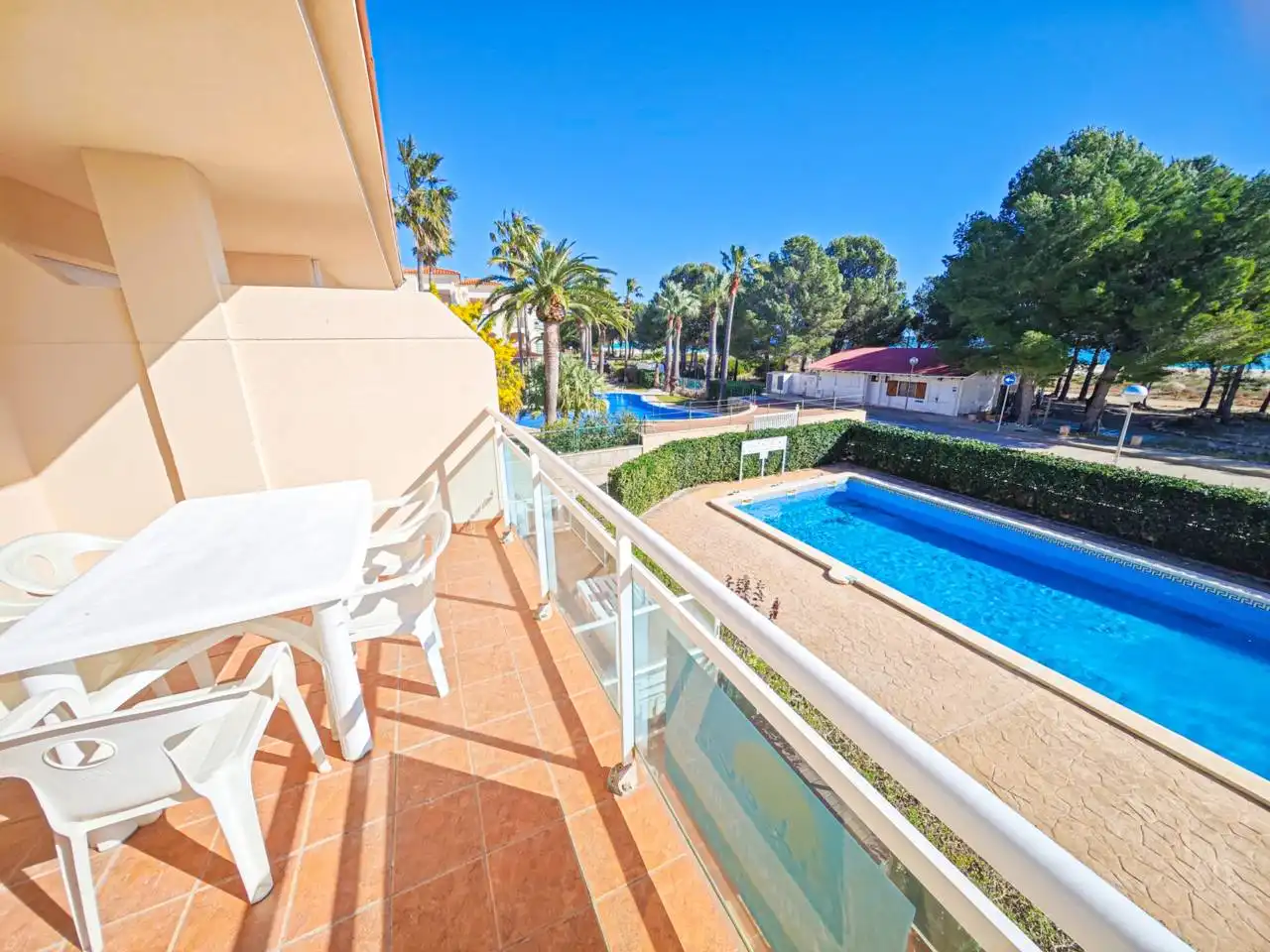 Piscina de Apartamento en venta en Vandellòs i l'Hospitalet de l'Infant con Aire acondicionado, Terraza y Trastero