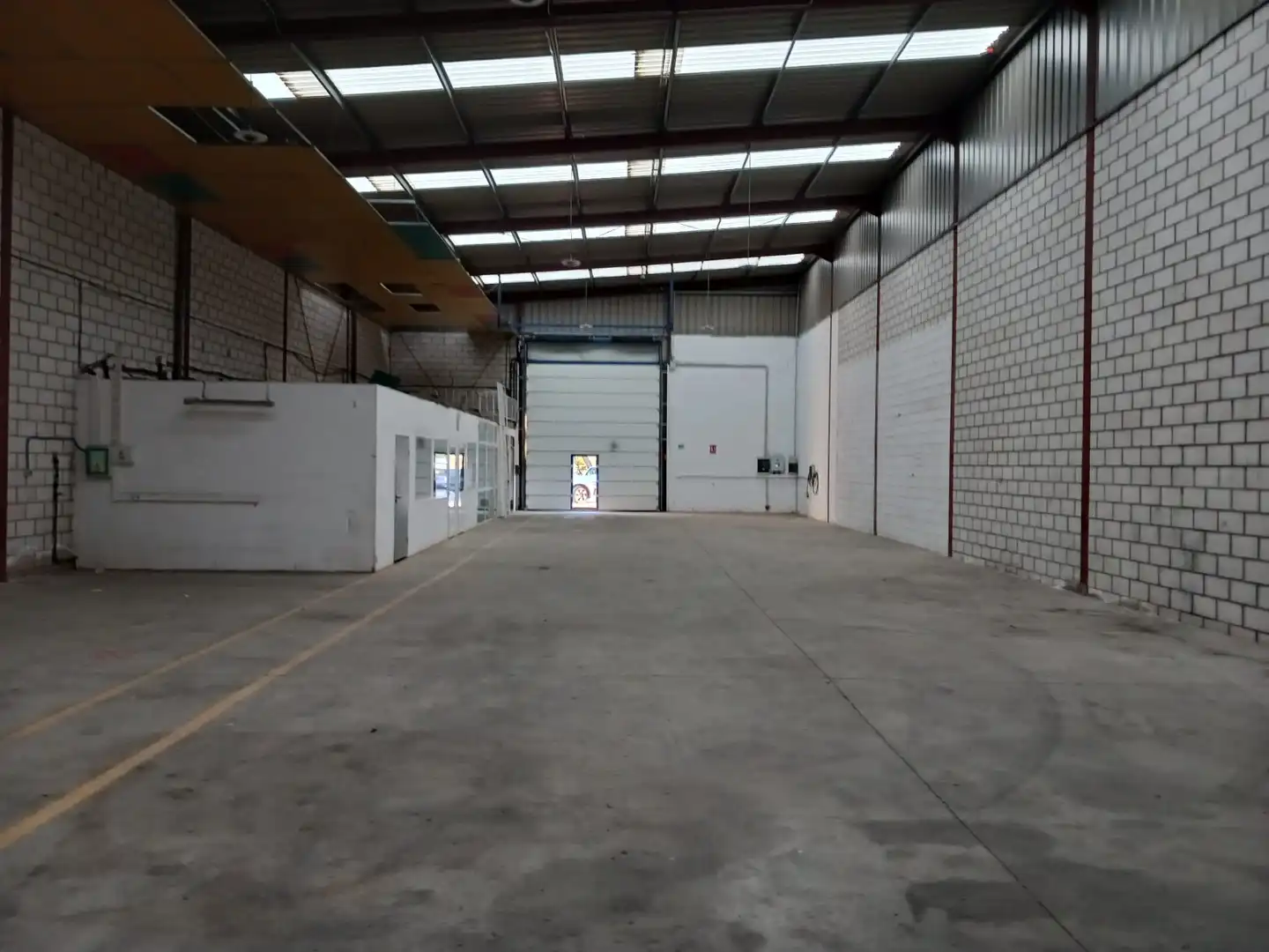 Fabrikhallen zur Miete in Larache