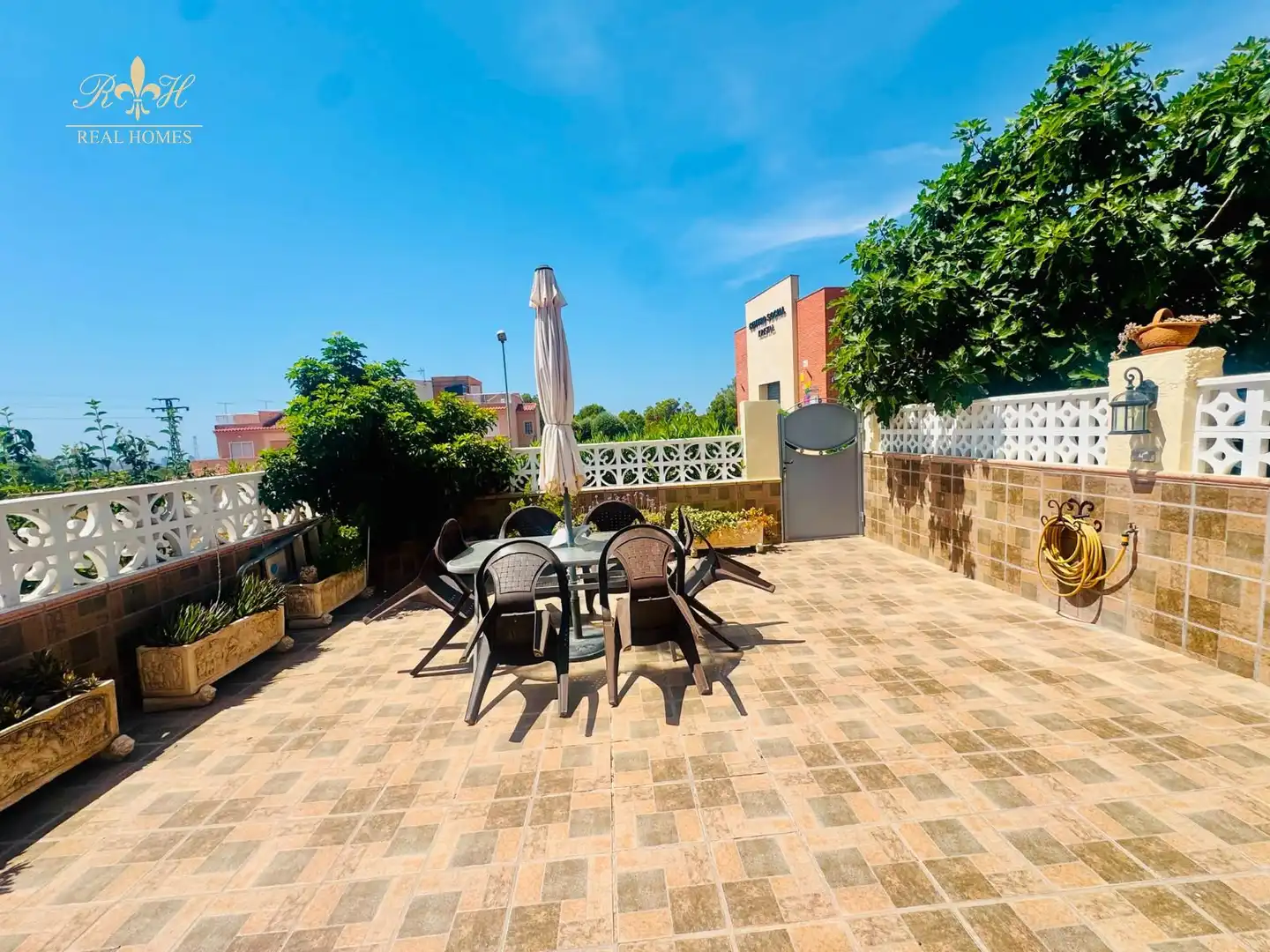 Terrassa de Casa adosada en venda en La Nucia amb Aire condicionat, Traster i Piscina