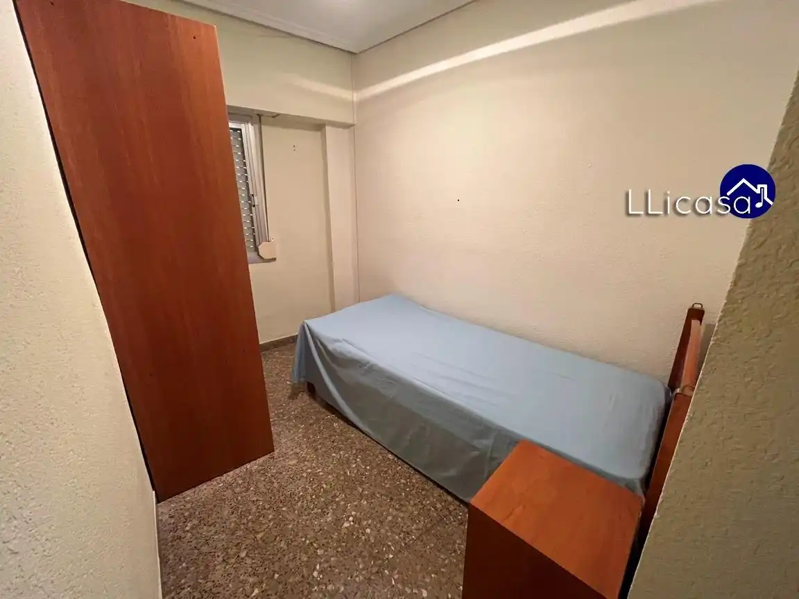 Dormitori de Pis en venda en Llíria amb Balcó