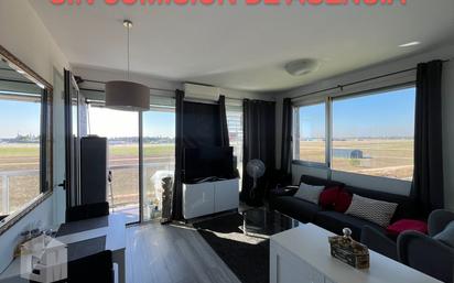 Living room of Flat for sale in  Madrid Capital  with Air Conditioner and Terrace