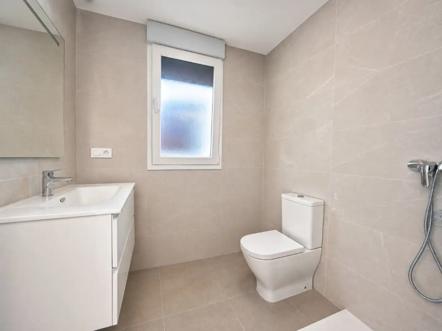 Baño de Casa o chalet en venta en Molledo con Calefacción, Jardín privado y Parquet