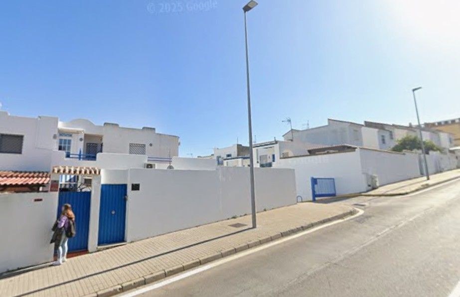 Vista exterior de Apartamento en venta en Algeciras con Aire acondicionado y Piscina comunitaria