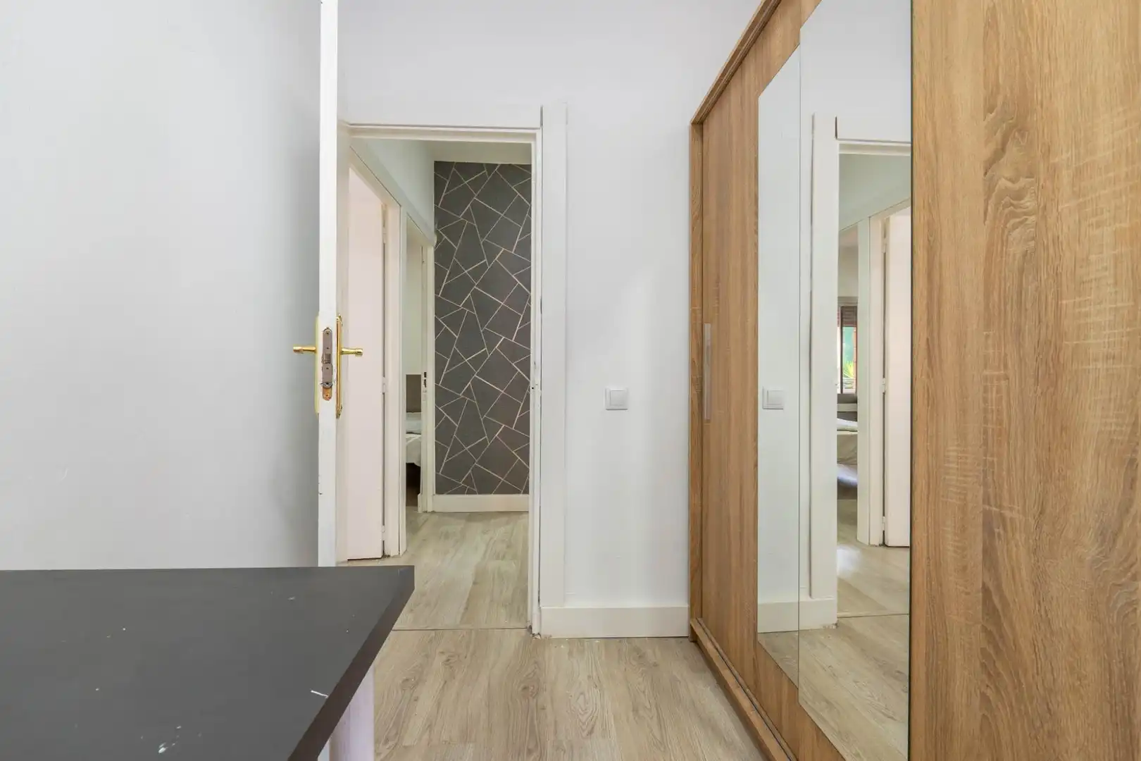 Flat for sale in Granada  with Air Conditioner, Heating and Furnished
