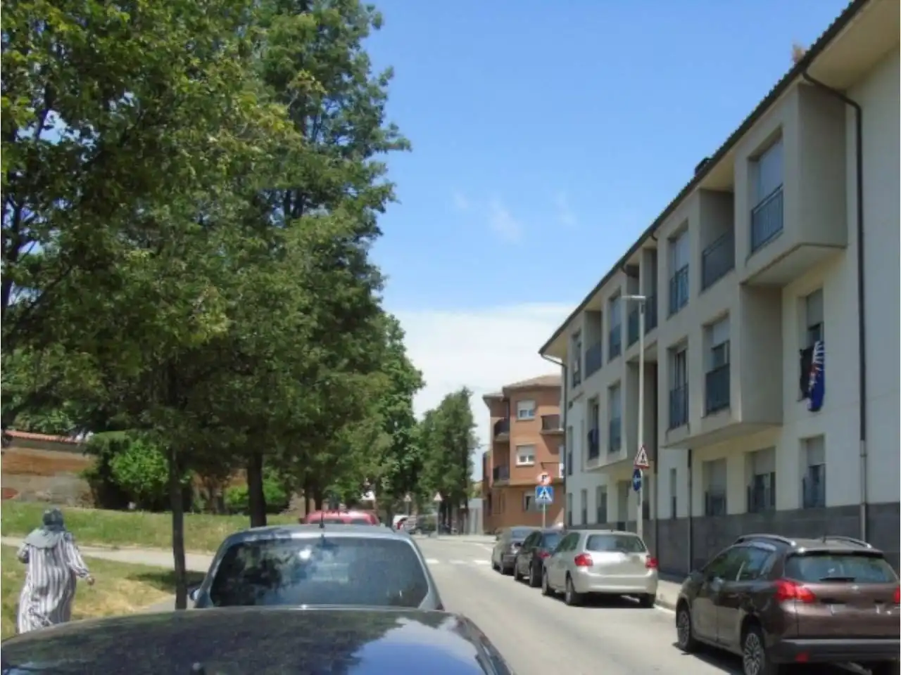Außenansicht von Maisonette zum Verkauf in Manlleu mit Terrasse