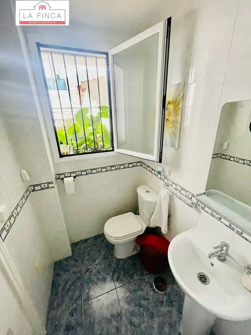 Bathroom of Detached homes for sale in Benalmádena  with Air Conditioner, Terrace and Storage room