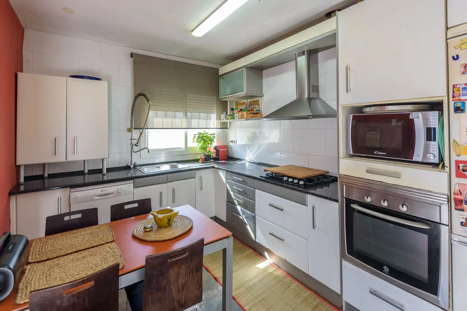 Cuina de Casa o xalet en venda en Tarragona amb Jardí privat, Terrassa i Traster