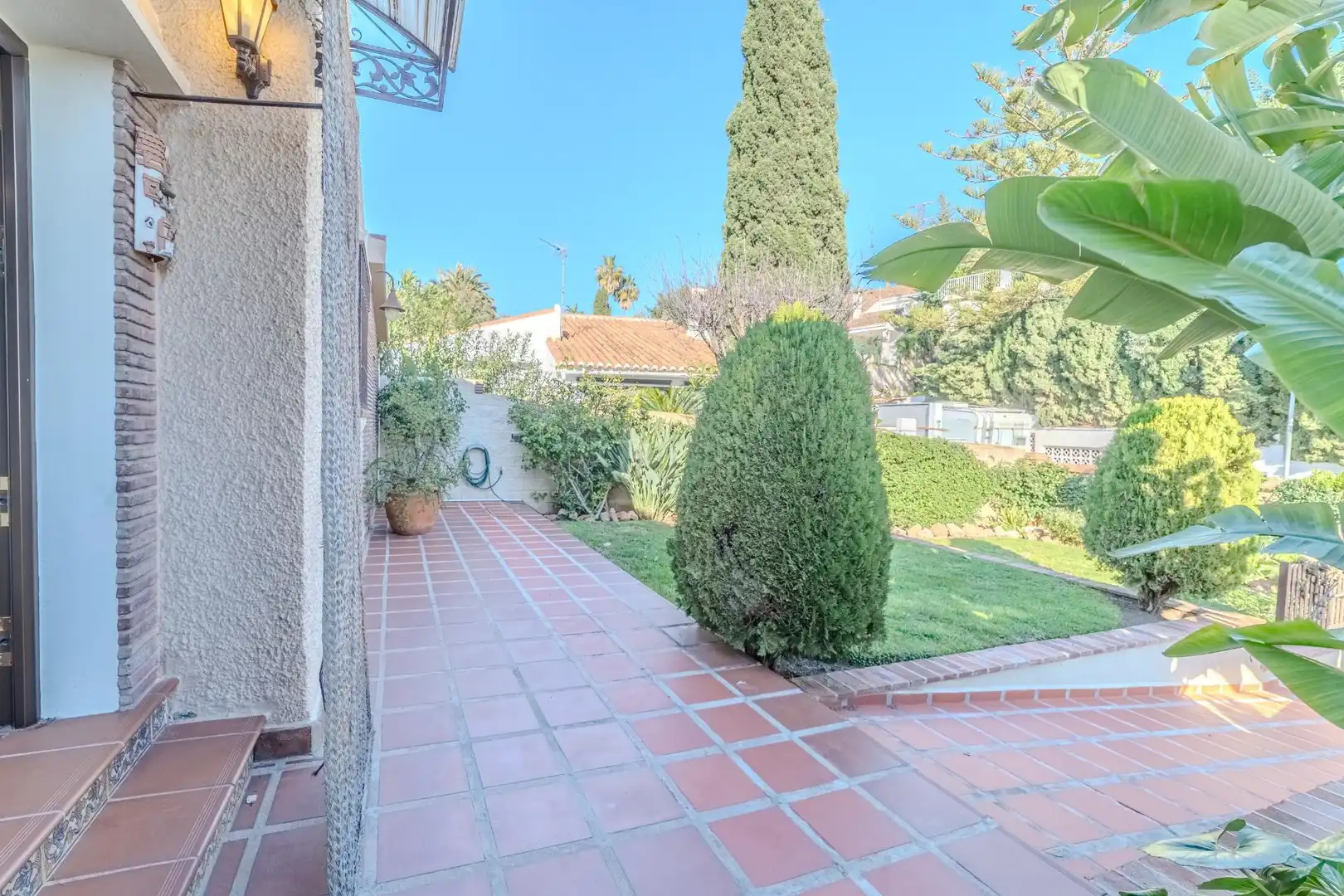 Jardí de Casa o xalet en venda en Rincón de la Victoria amb Aire condicionat, Terrassa i Traster