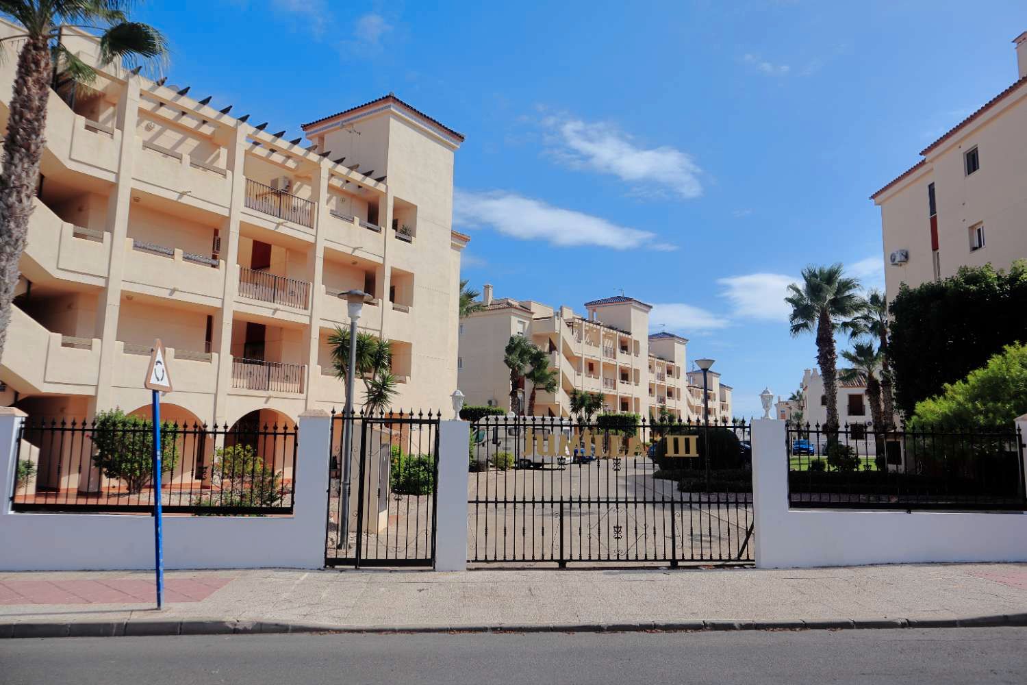 Vista exterior de Apartament en venda en Orihuela amb Aire condicionat, Calefacció i Terrassa