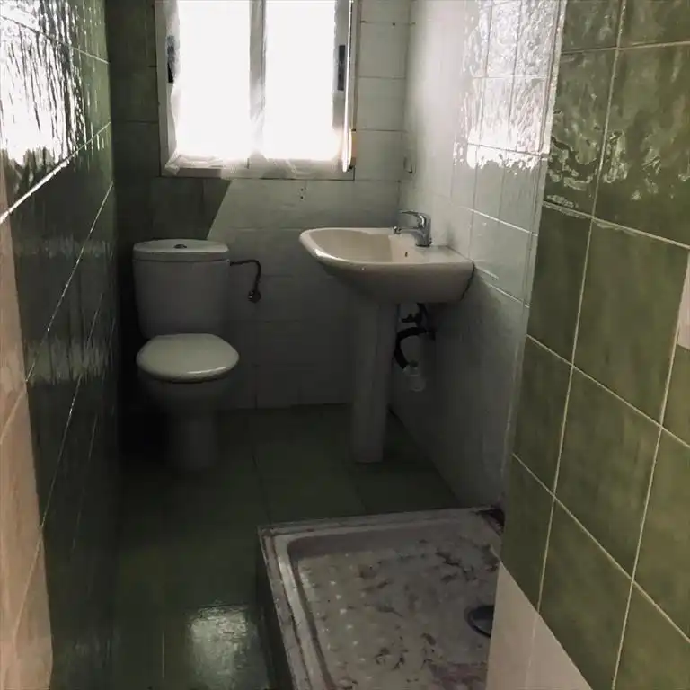 Bathroom of Flat for sale in Bembibre