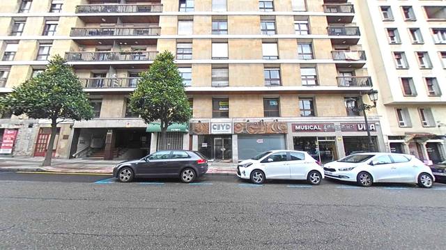 Local comercial en Venta en Calle Calle del Arquitecto Reguera, 11 en Parque San Francisco - Uría