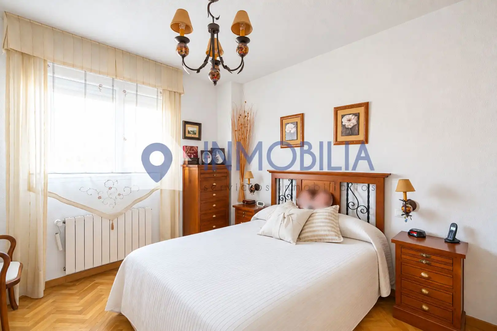 Bedroom of Flat for sale in Madrid  with Air Conditioner, Heating and Storage room