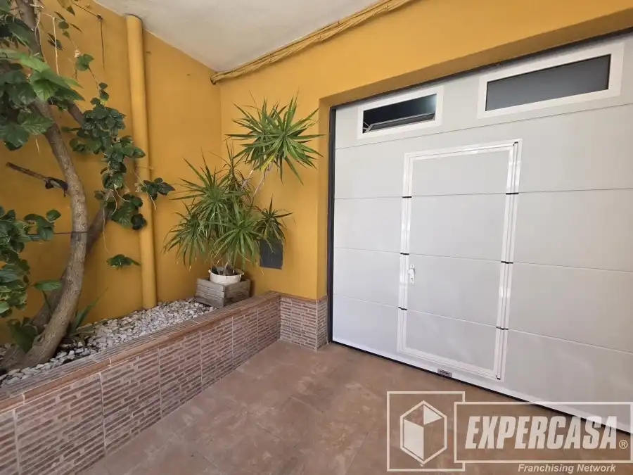 Casa adosada en venta en Algemesí con Aire acondicionado y Terraza