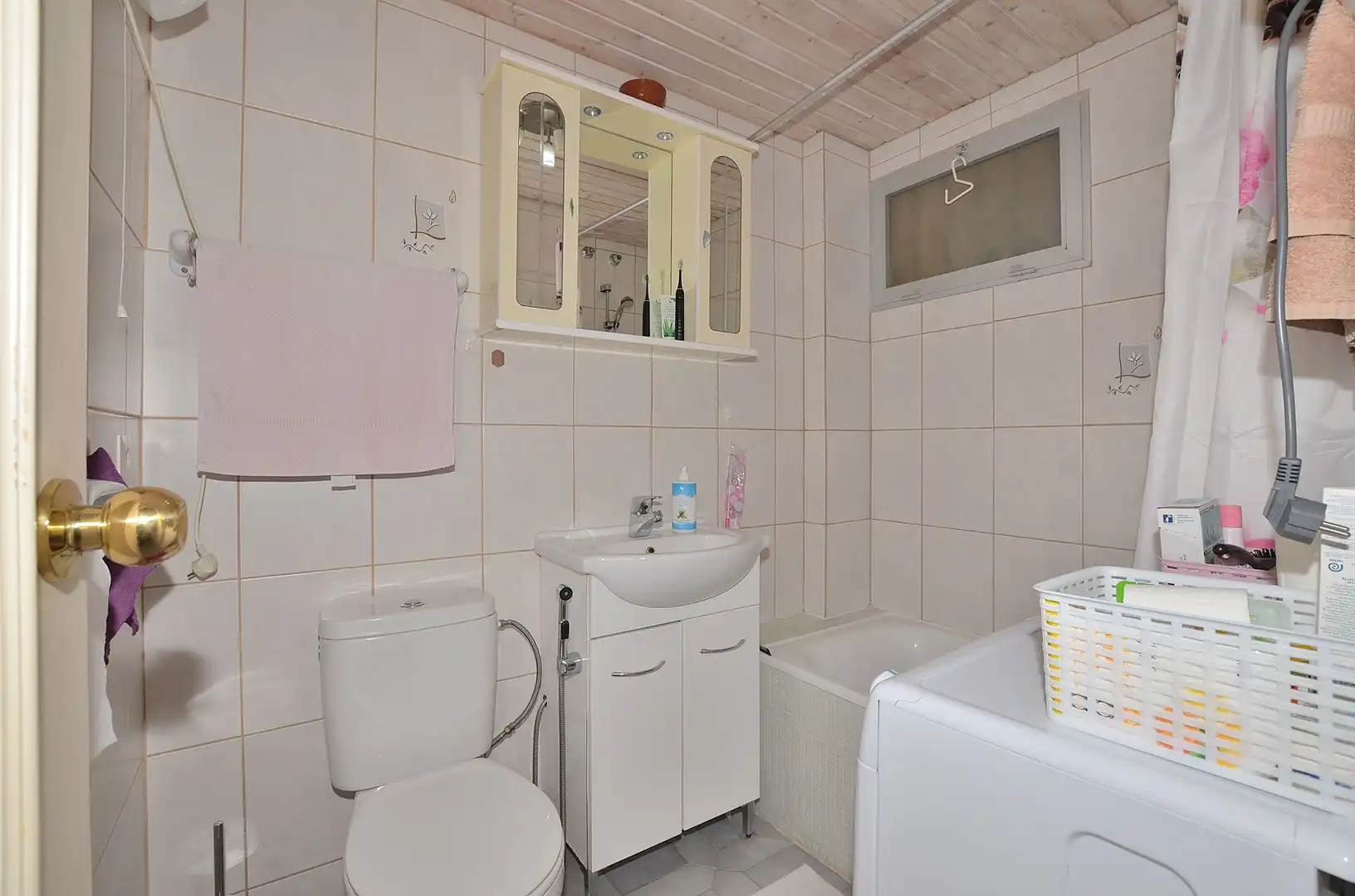 Baño de Apartamento en venta en Benalmádena con Aire acondicionado, Terraza y Amueblado