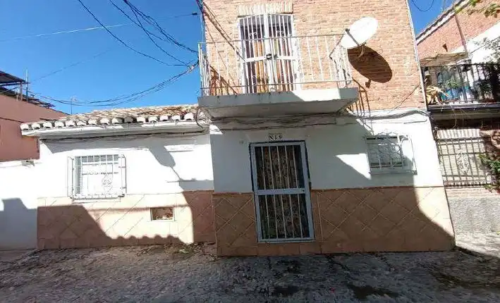 Detached homes for sale in C/ Risueño, La Paz