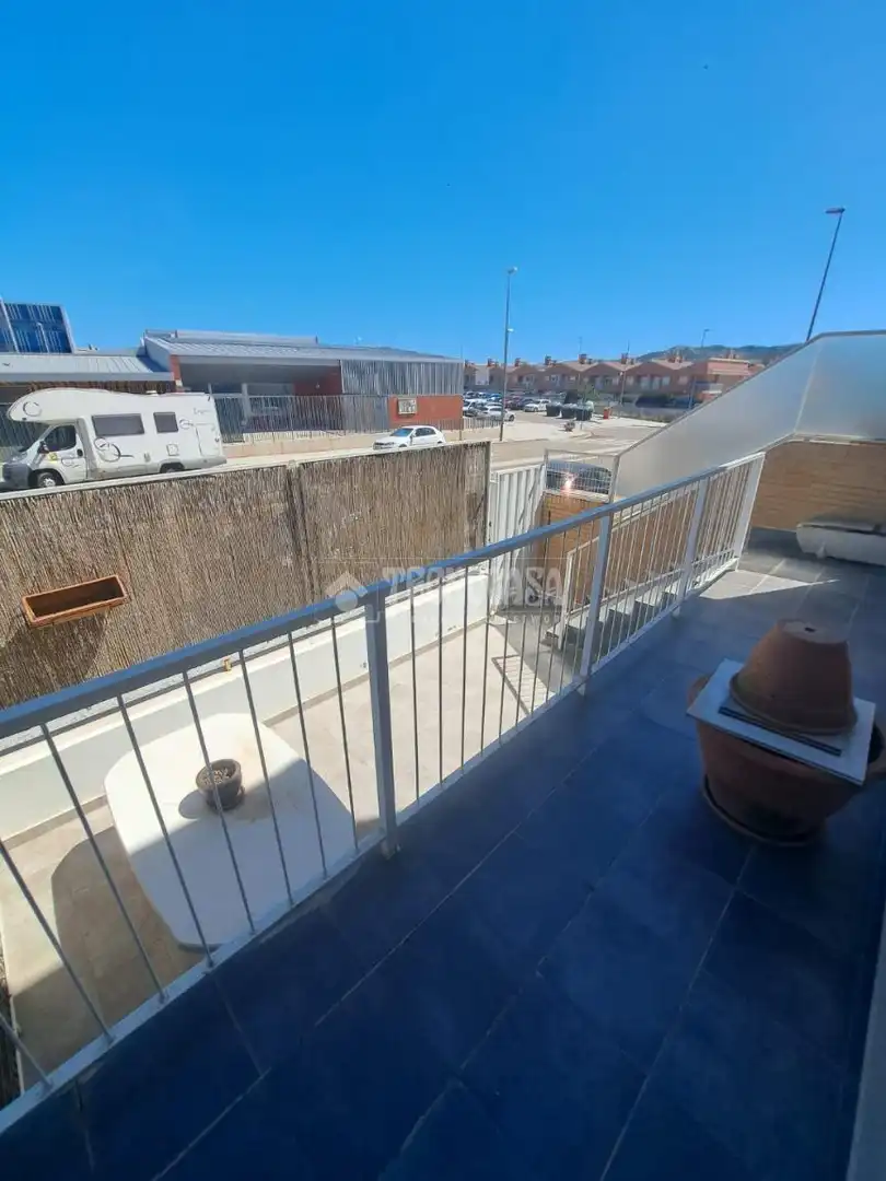 Terraza de Casa adosada en venta en María de Huerva con Aire acondicionado, Calefacción y Jardín privado