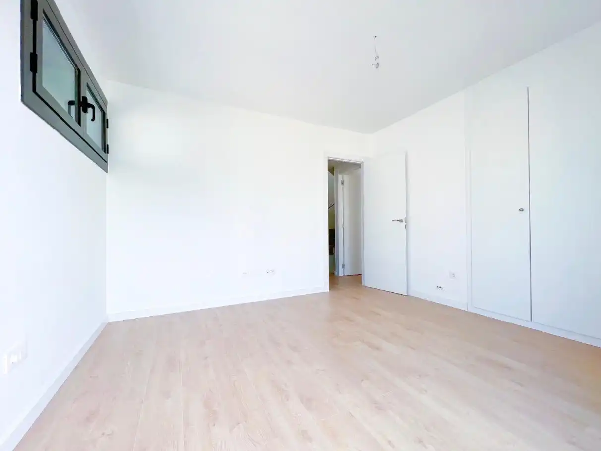 Terraced house with pool for sale in Catufols 27, imagen 4