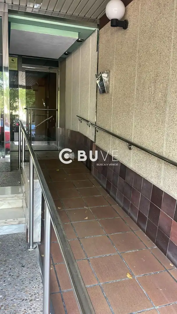 Parking de Piso de alquiler en Valladolid con Calefacción, Terraza y Amueblado
