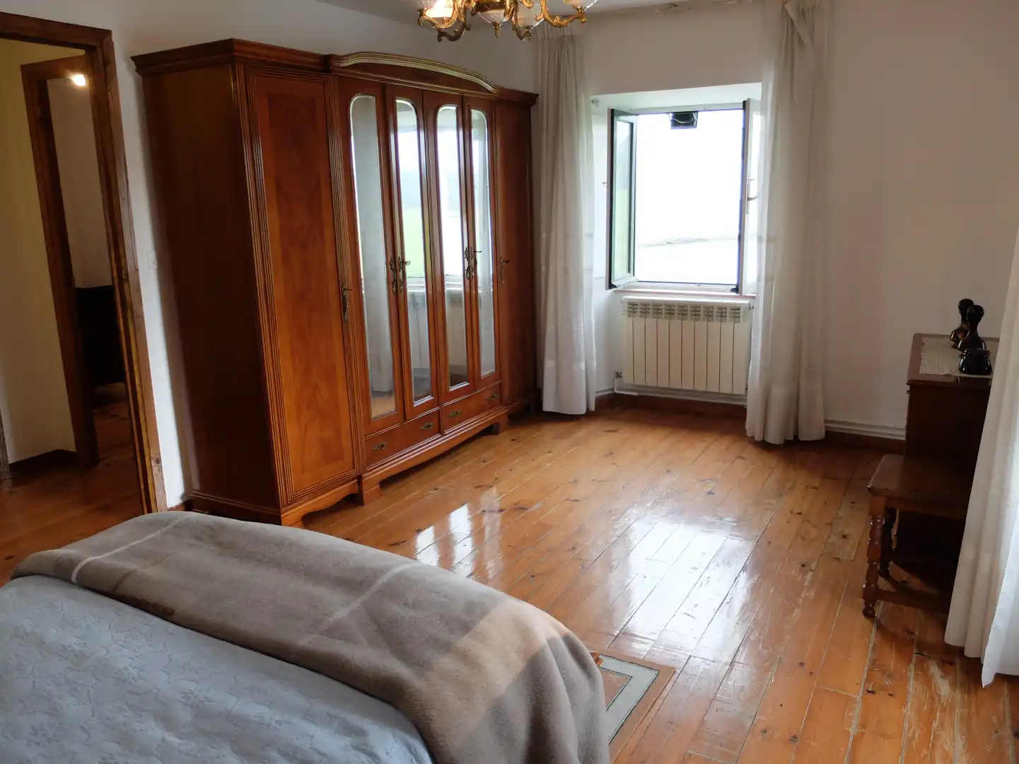Habitación de Casa o chalet en venta en Tapia de Casariego con Calefacción y Parquet