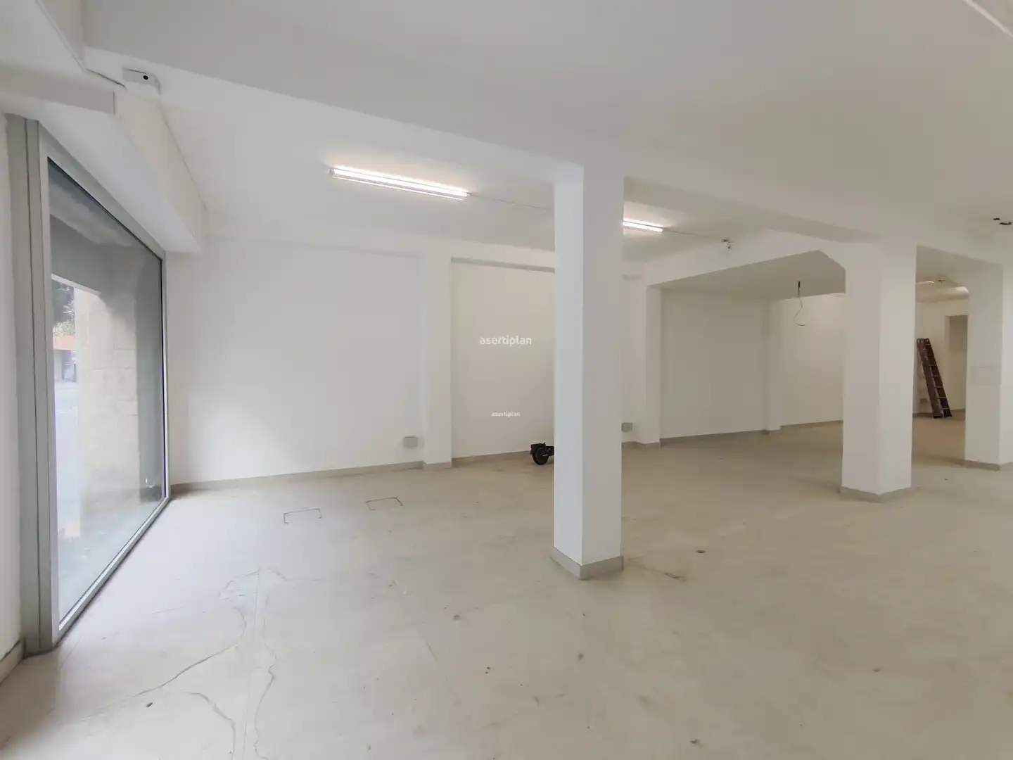 Local comercial de lloguer a Carrer Miquel Biada, imagen 3