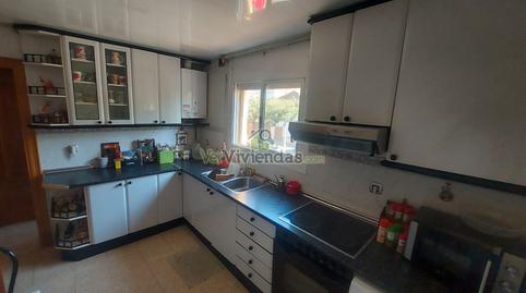 Foto 3 de Casa adosada en venda a Carrer Josep Pla, 8, Abrera, Barcelona