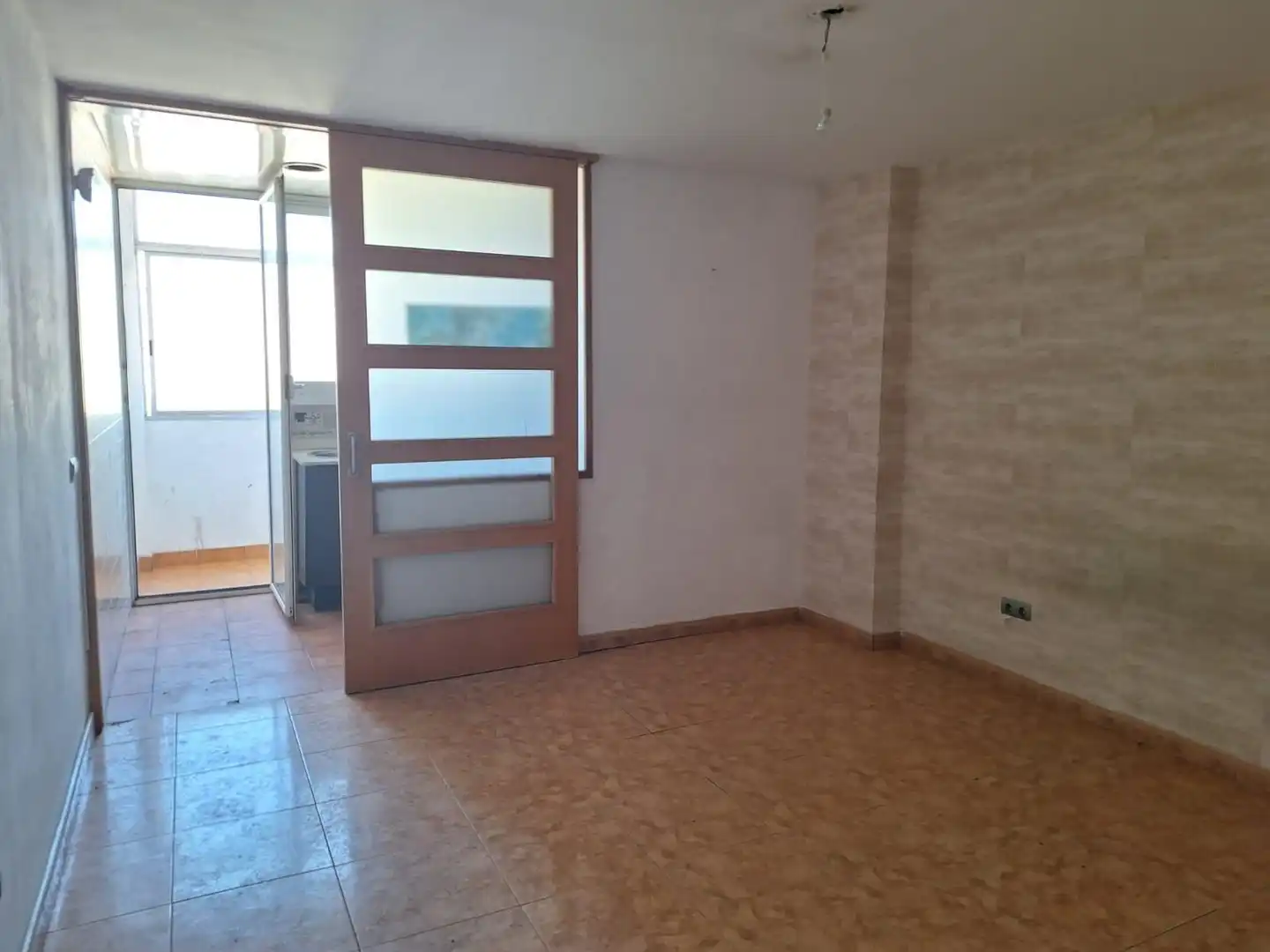 Piso en venta en Terrassa con Balcón