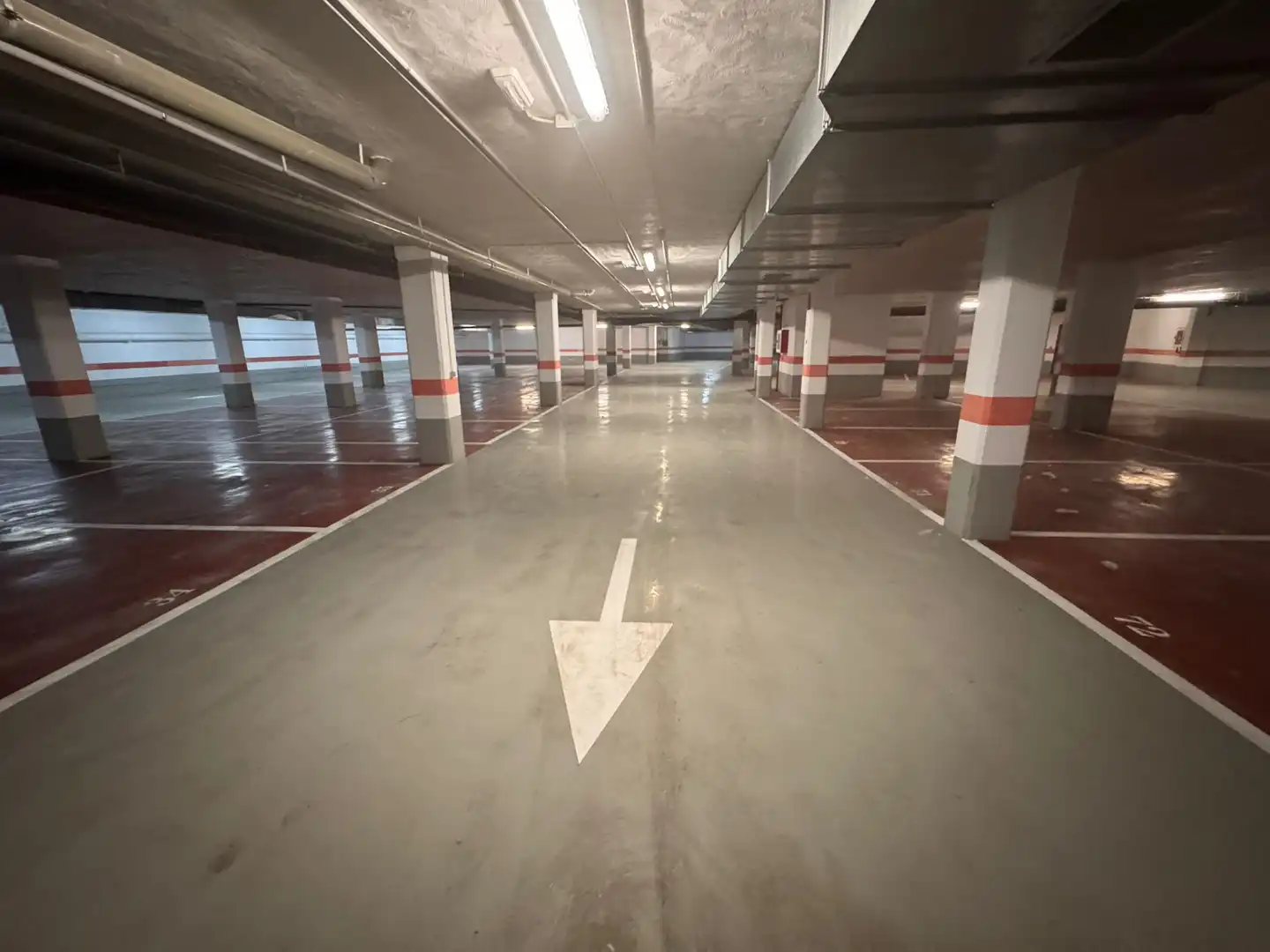 Parkplatz von Garage zum Verkauf in Burgos mit Alarm