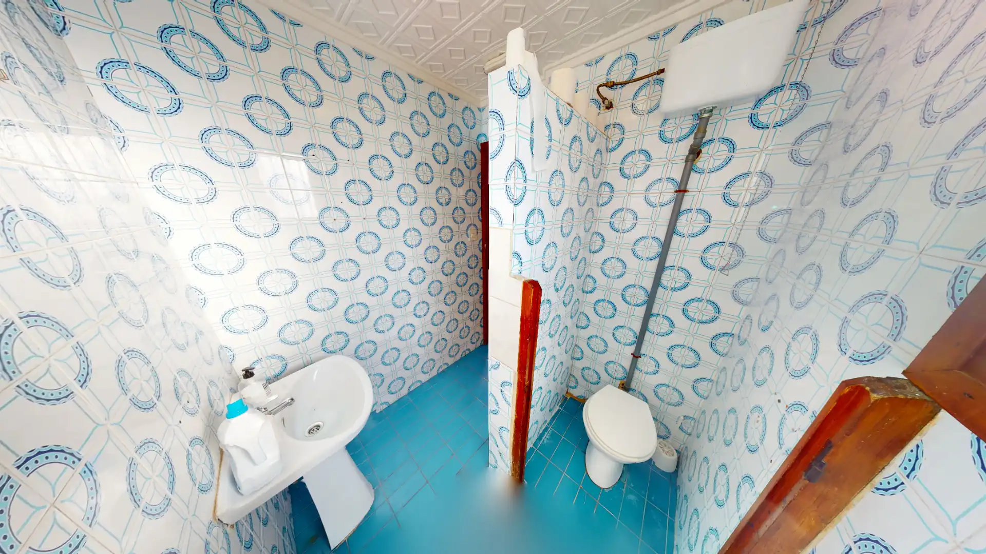 Bathroom of Commercial properties for sale in Busot  with Air Conditioner and Furnished