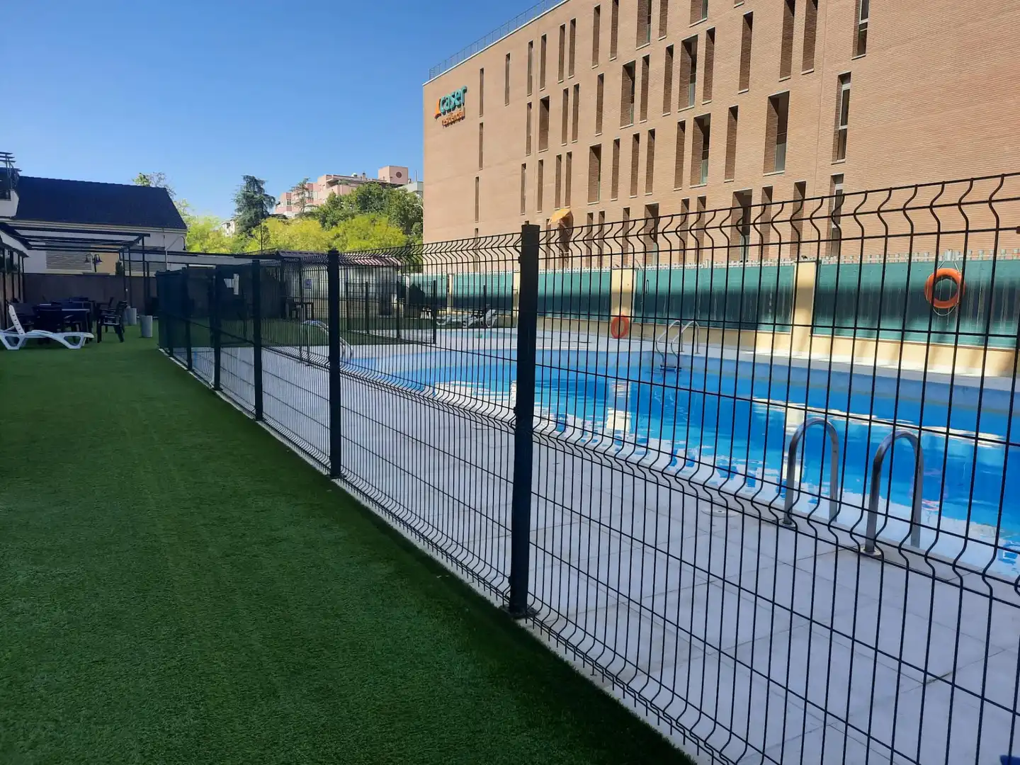 Schwimmbecken von Wohnung zur Miete in Badajoz mit Klimaanlage, Heizung und Terrasse
