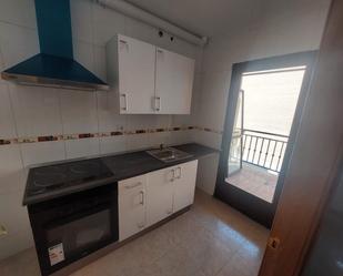 Kitchen of Flat to rent in Cedillo del Condado