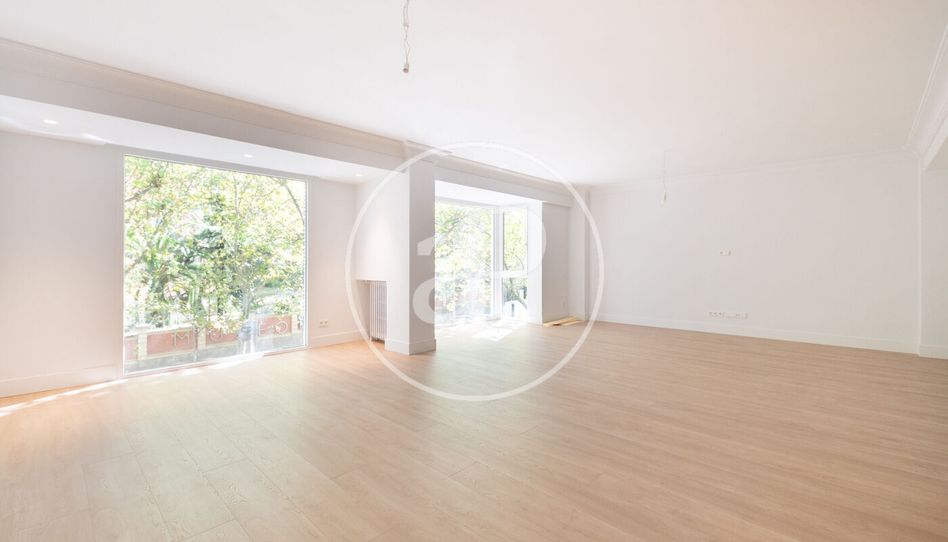 Piso de alquiler en C. de Serrano, Castellana - Imagen 2