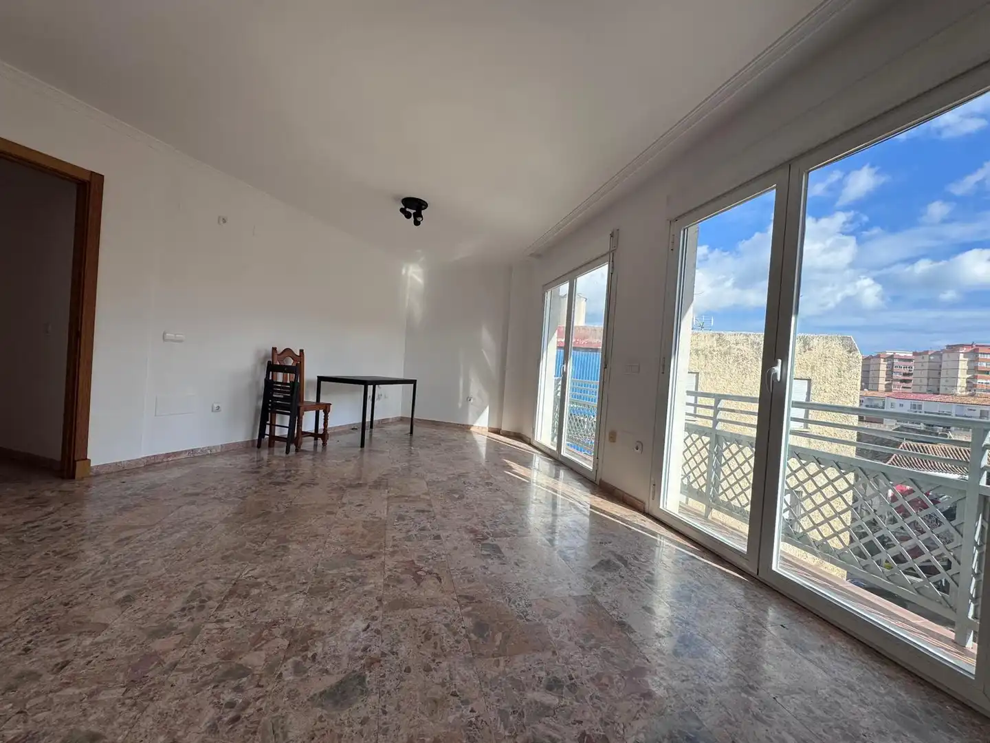 Living room of Flat for sale in Fuengirola  with Terrace and Balcony