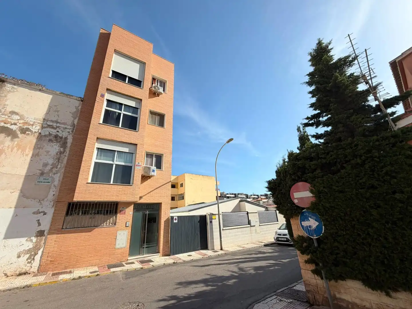 Vista exterior de Piso en venta en Roquetas de Mar