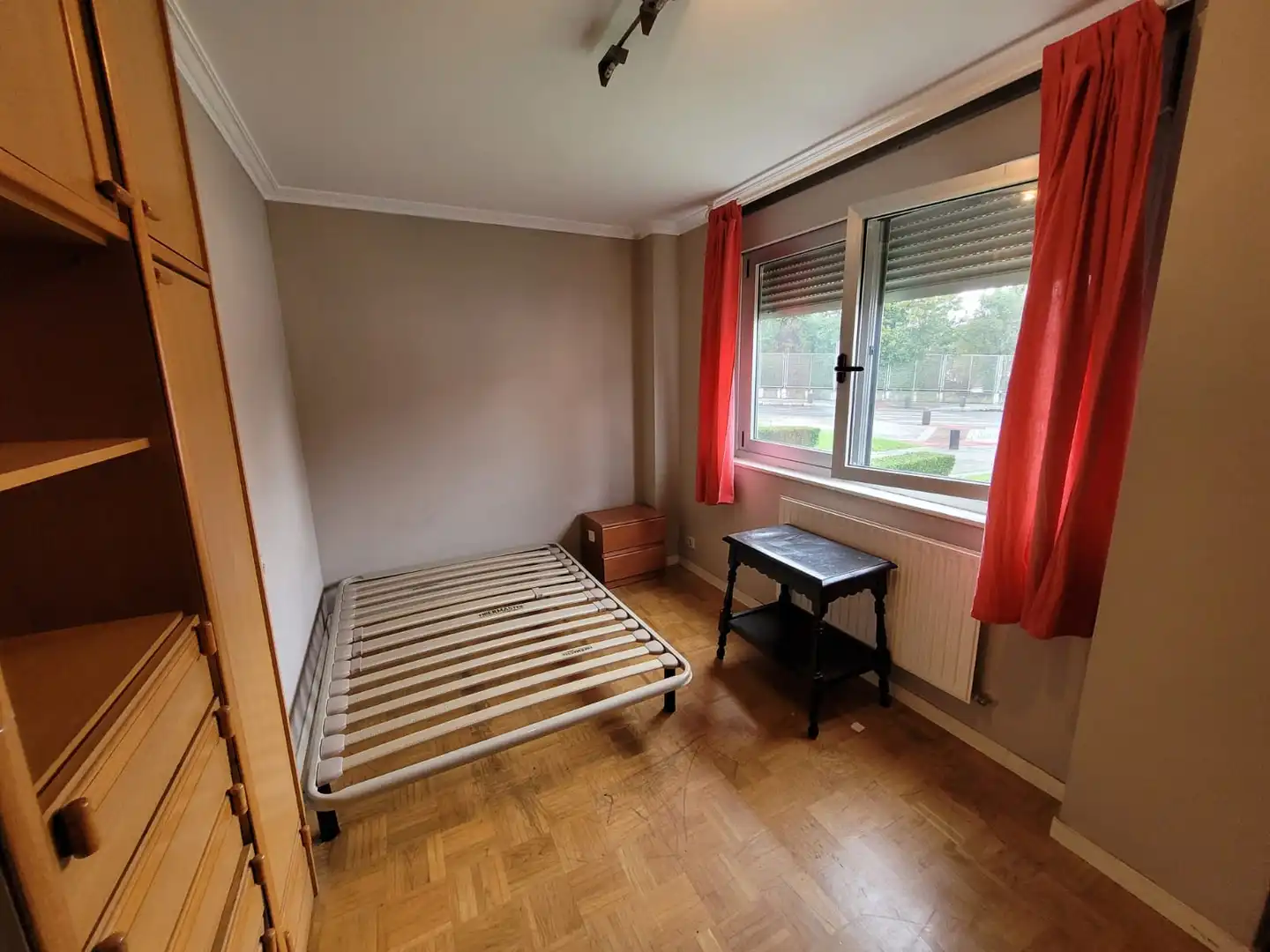 Bedroom of Flat for sale in Bilbao   with Heating, Parquet flooring and Storage room