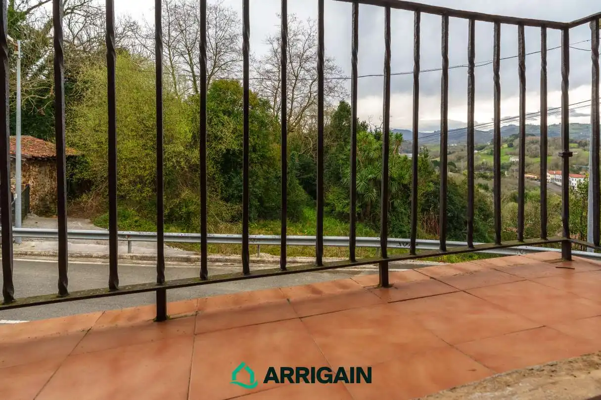 Terrassa de Casa o xalet en venda en Donostia - San Sebastián  amb Calefacció, Jardí privat i Traster